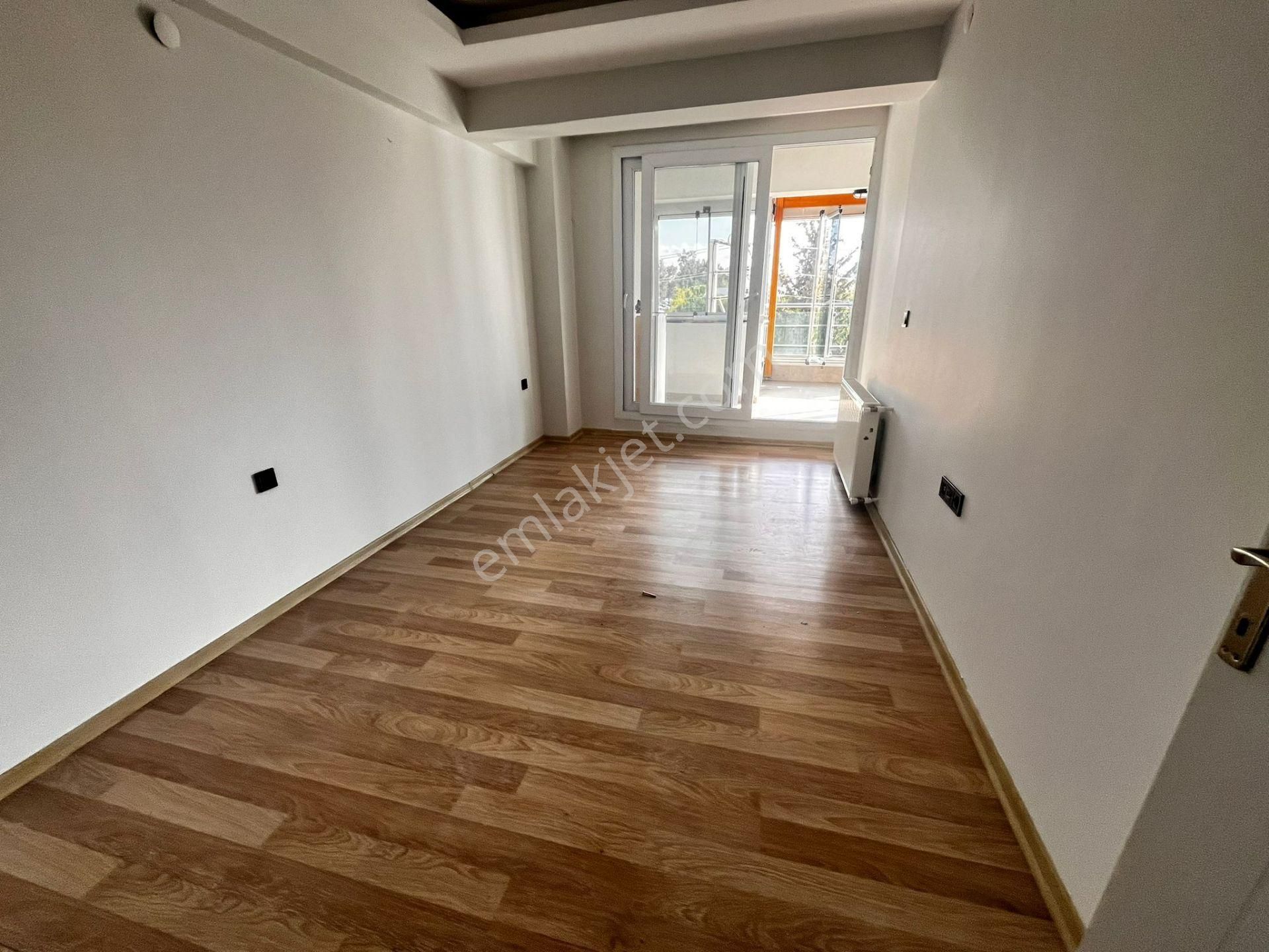 Çiğli Maltepe'de Geniş Kapalı Balkonlu 3 + 1 Satılık Daire - Görsel 15