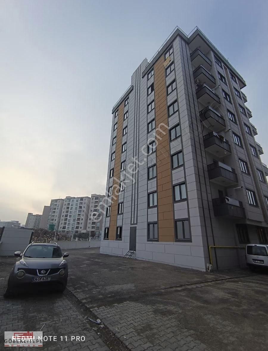 Göbeklitepe Emlaktan Merkezi Kiralık 1+1 Sıfır Daire - Görsel 4