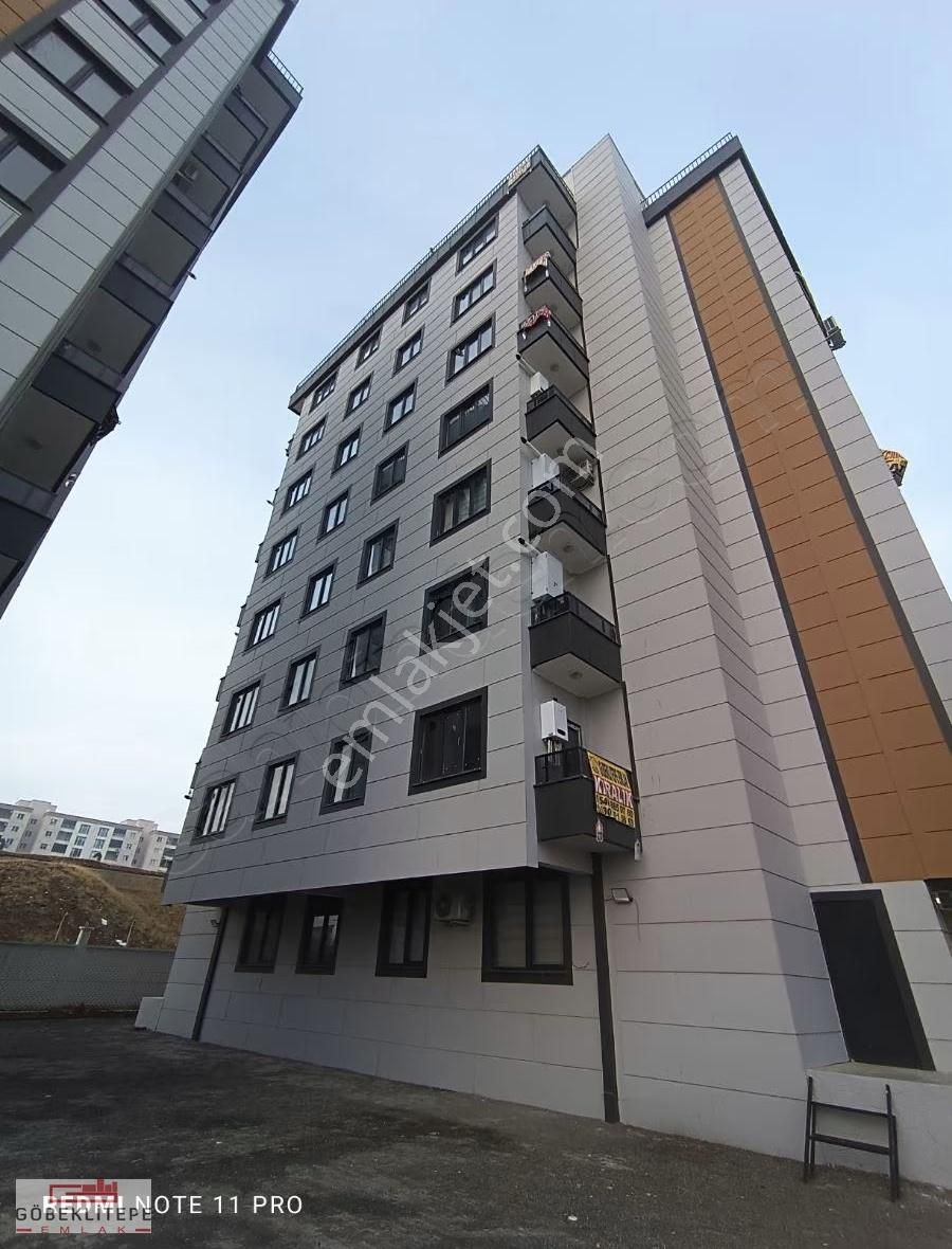 Göbeklitepe Emlaktan Merkezi Kiralık 1+1 Sıfır Daire