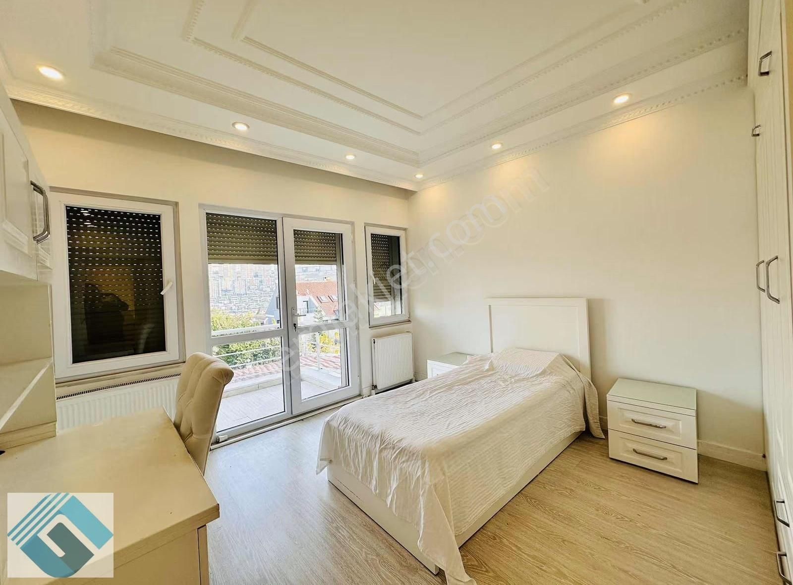 Bahçeşehir 2.kısım Ultra Lux Özel Tasarım 7+1 Kiralık Villa - Görsel 2