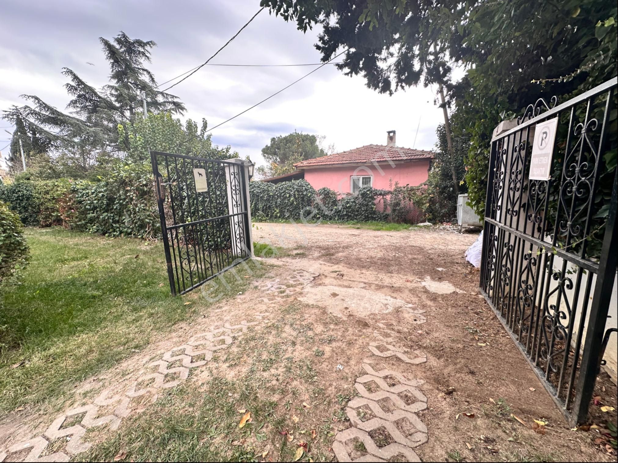 Büyükçekmece Güzelce De Deniz Manzaralı Sıfırlanmış Lüks Villa - Görsel 19