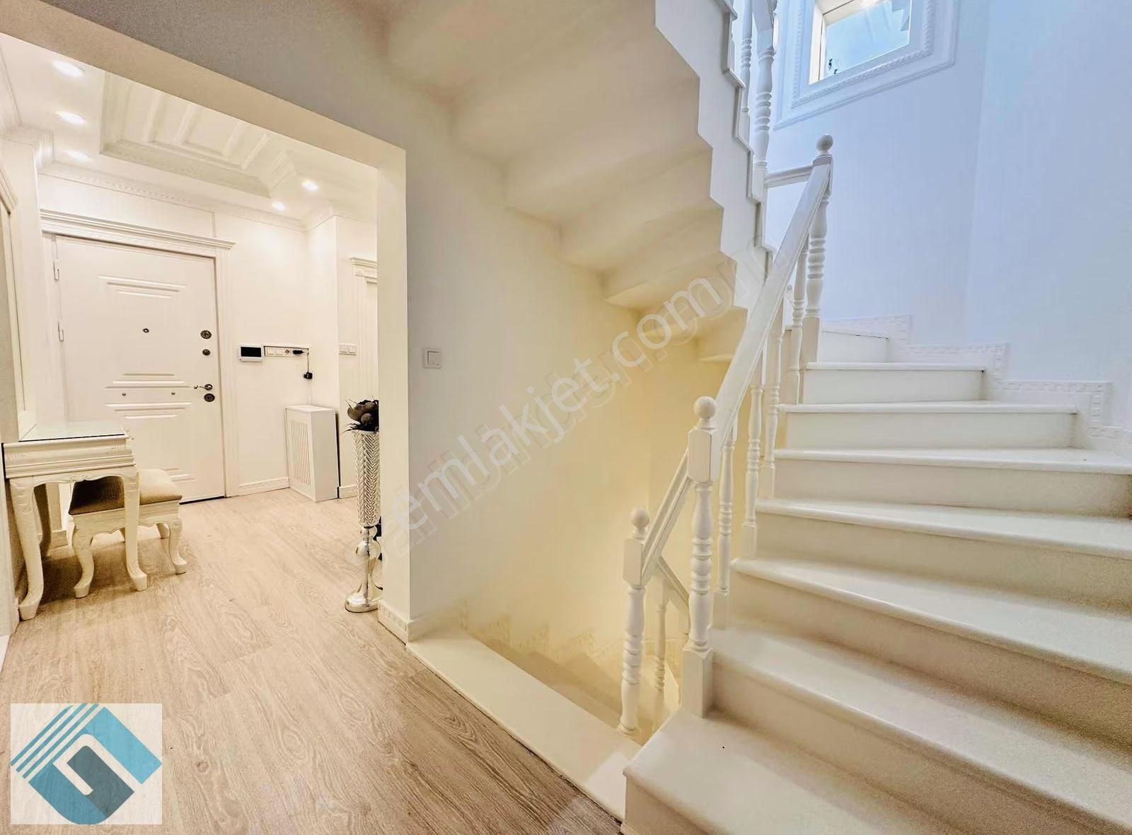 Bahçeşehir 2.kısım Havuzlu Site Ultra Lux Özel Tasarım 7+1 - Görsel 18