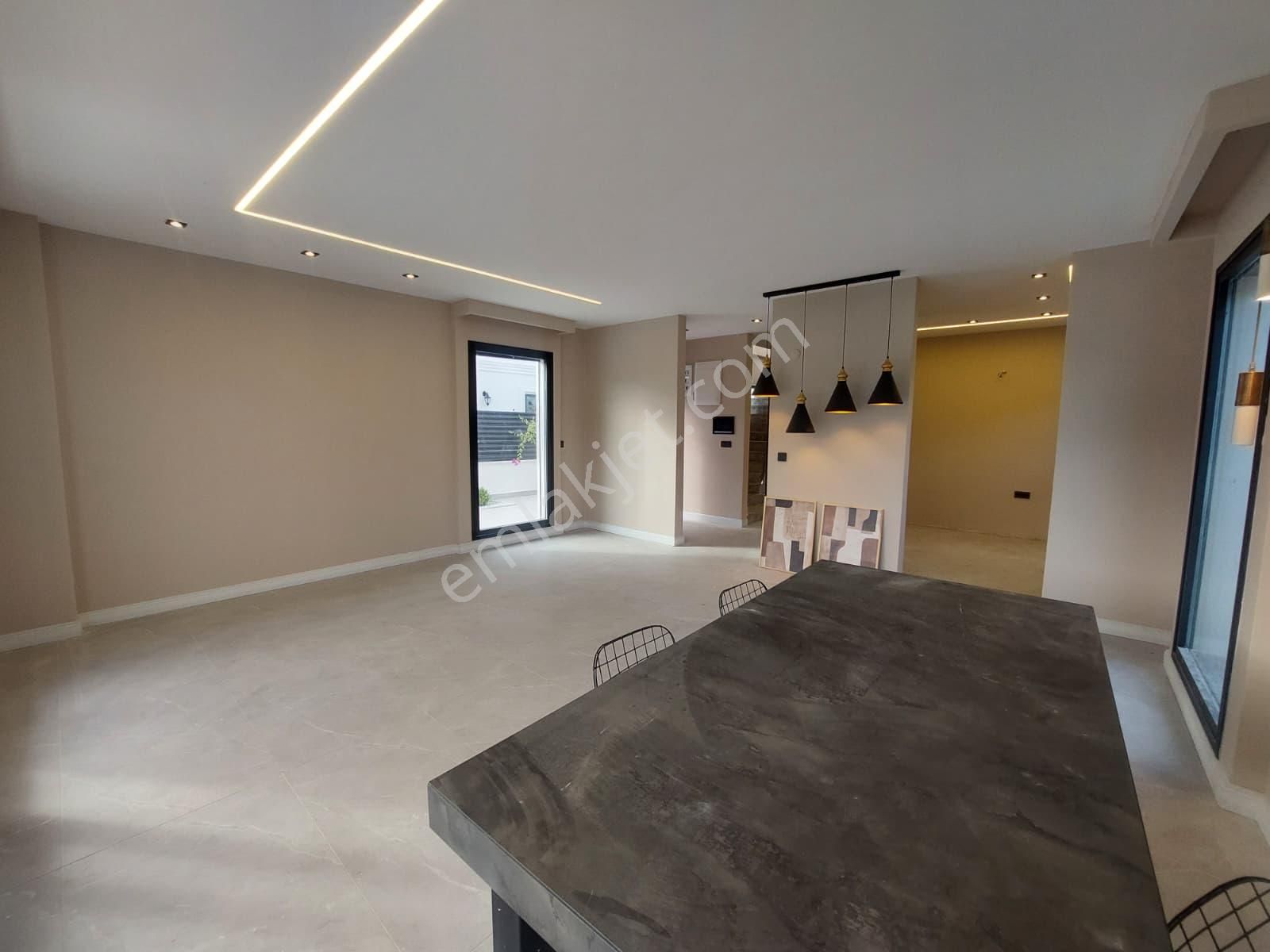 Kuşadası Karaovada Mustakil Özel Havuzlu Satılık Villa - Görsel 22