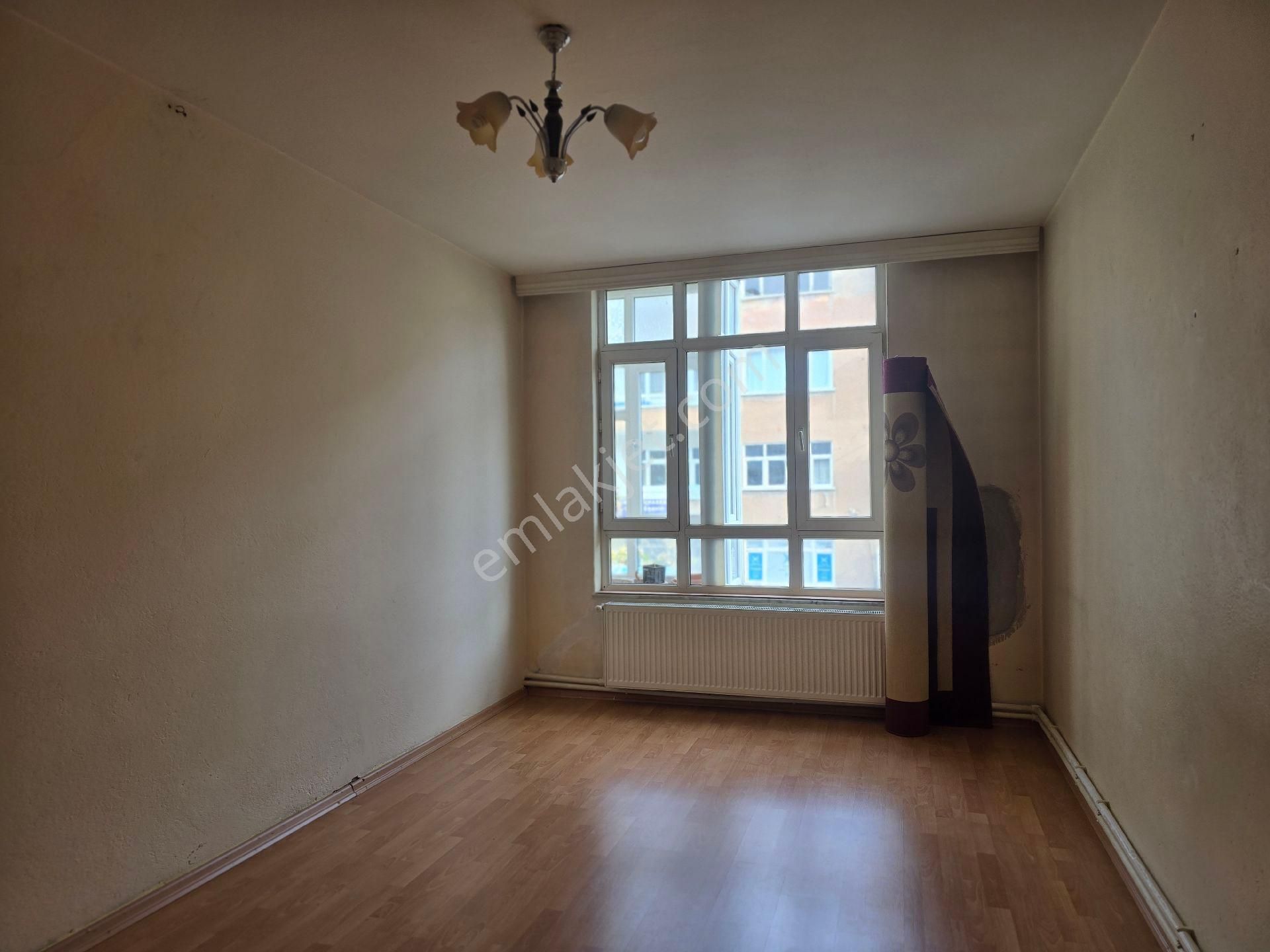 Niğe Bor İstasyon Caddesinde Satılık 3+1 Dire(iş Yeri) - Görsel 13