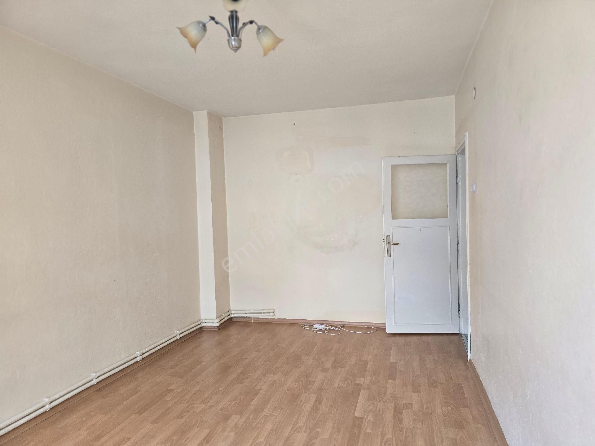 Niğe Bor İstasyon Caddesinde Satılık 3+1 Dire(iş Yeri) - Görsel 12