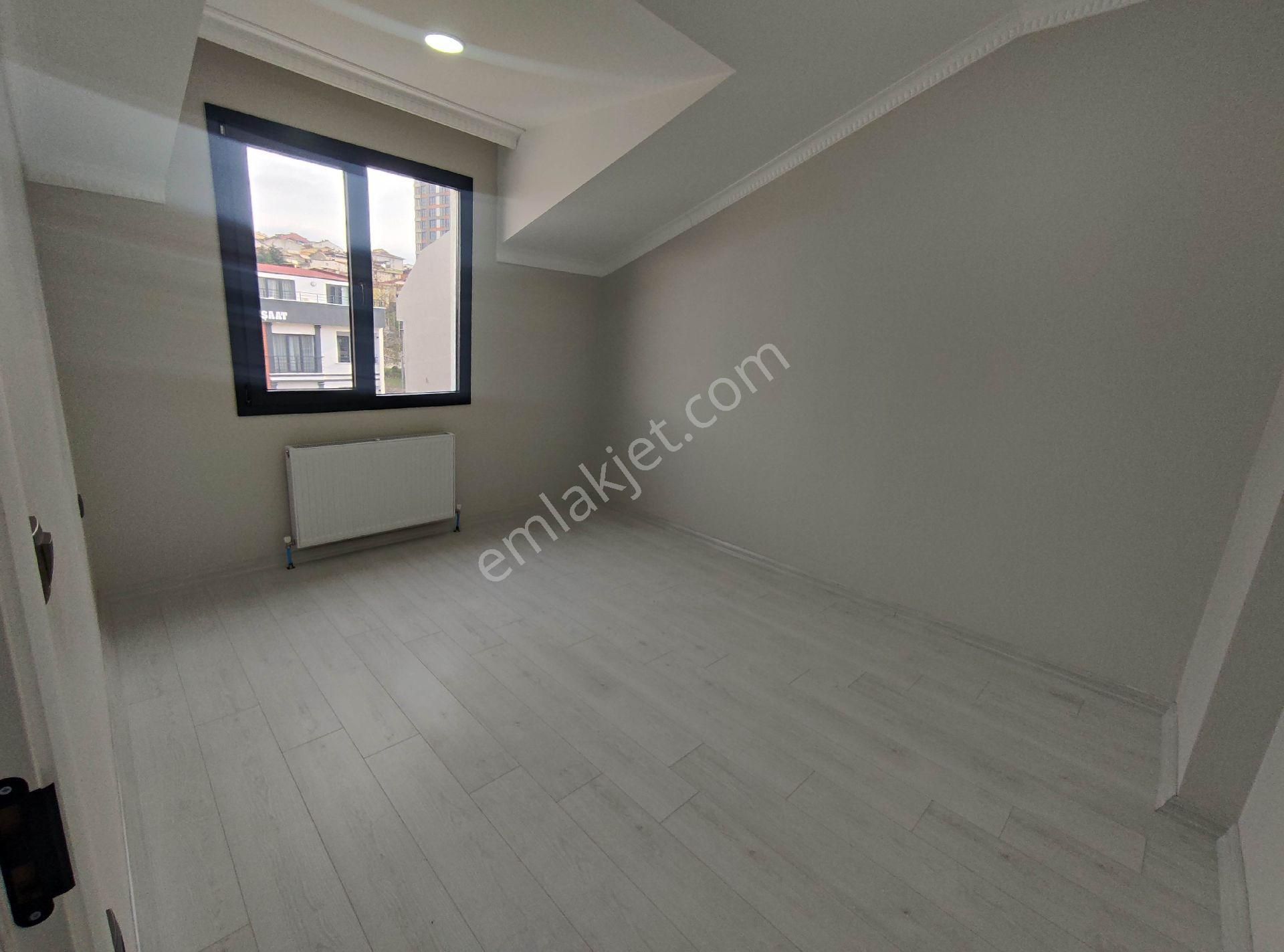 Mehmet Akif'te Metroya Yürüme Balkonlu Ferah Sıfır 4+2 Dubleks Daire - Görsel 3