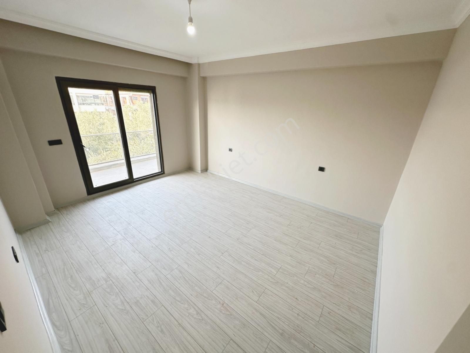 Yetkili Ayanoğlu'ndan Zeytinli' De 4+1 Satılık İkiz Villa - Görsel 3