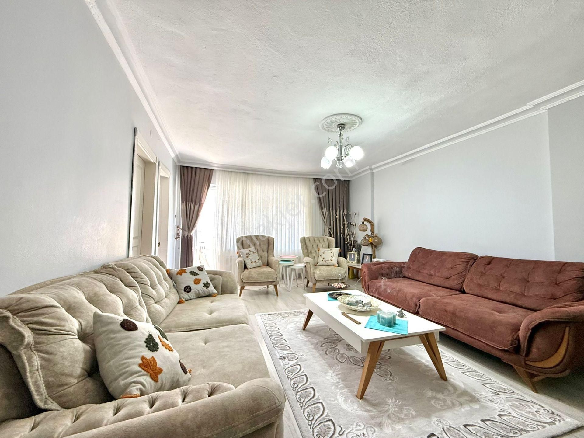 Ufuk Kılıç Emlak'tan Merkez'de Çarşı İçerisinde Katta Yapılı 3+1 120m² Daire - Görsel 12