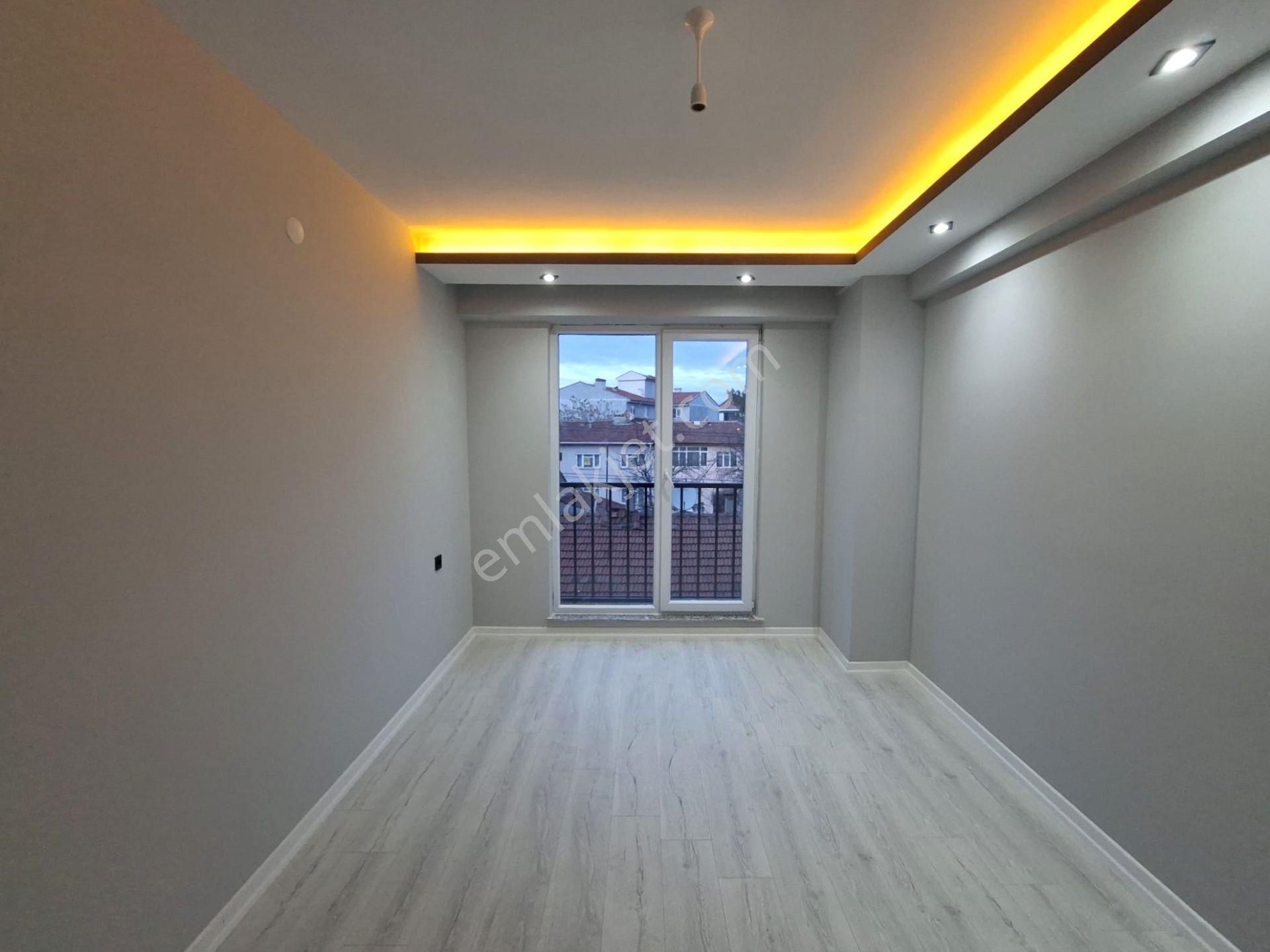 Recep Ümit Emlak'tan Şarhöyük Mahallesi Büyük Park Yakınında (sıfır) Kiralık 2+0 Ferah Daire - Görsel 3