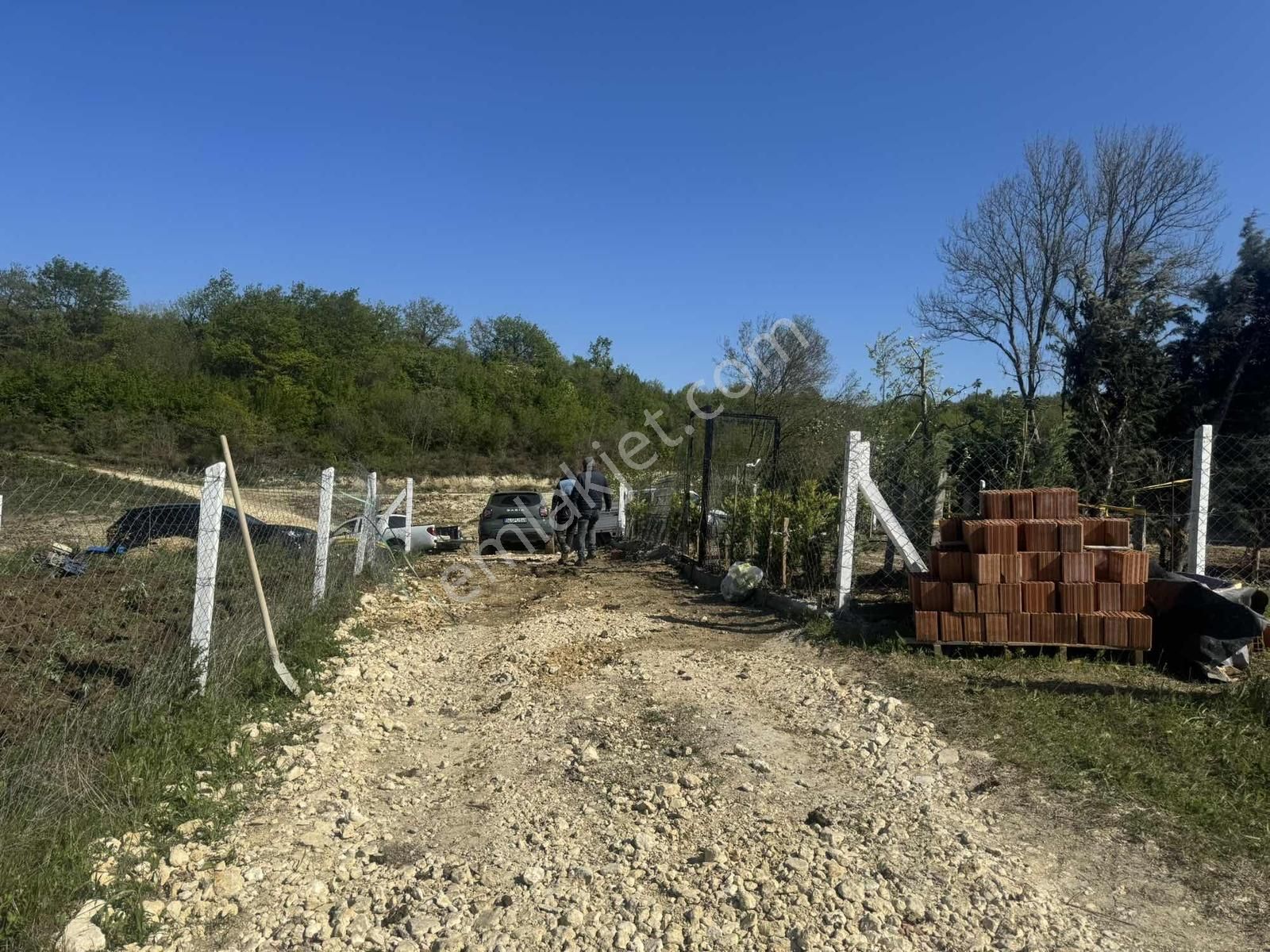 Çatalca Dağyenice Doğaylı İç İçe 918 M2 Tarla - Görsel 4