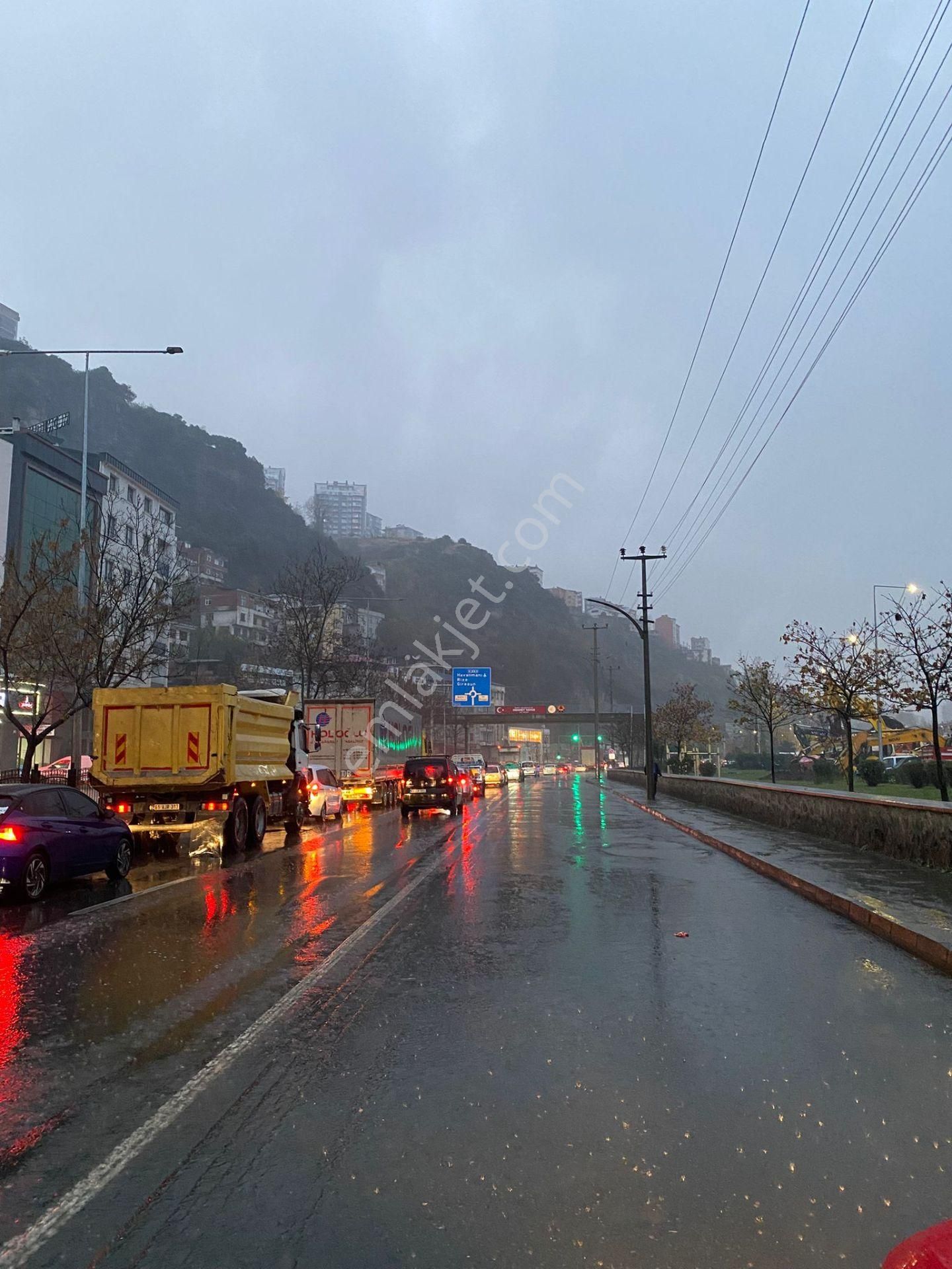 Trabzon'da Satılık 2+1 Daire - Görsel 17