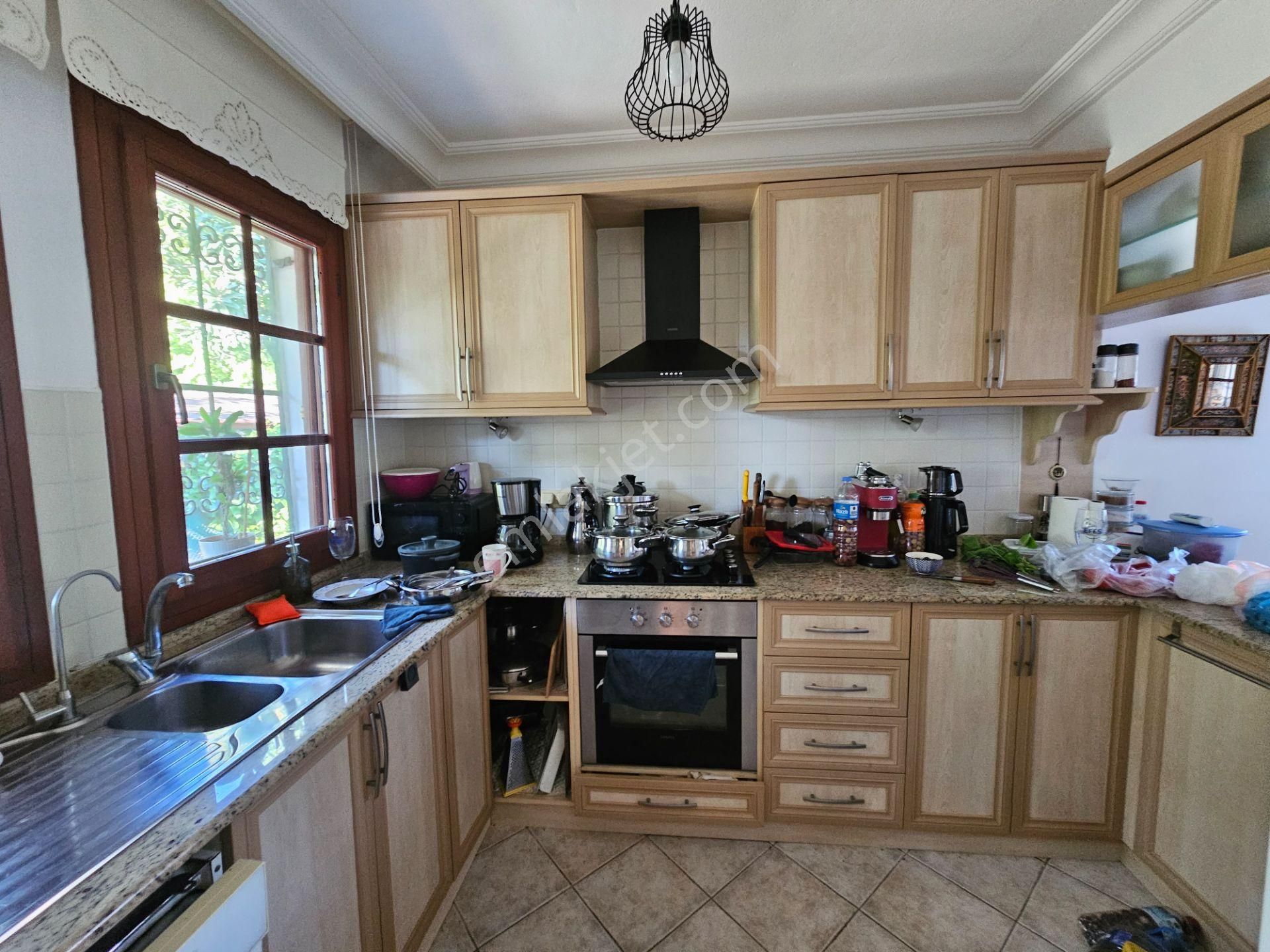 Goldhouse Dan Satılık Foça Mahallesinde Tribleks Köşe Villa - Görsel 3