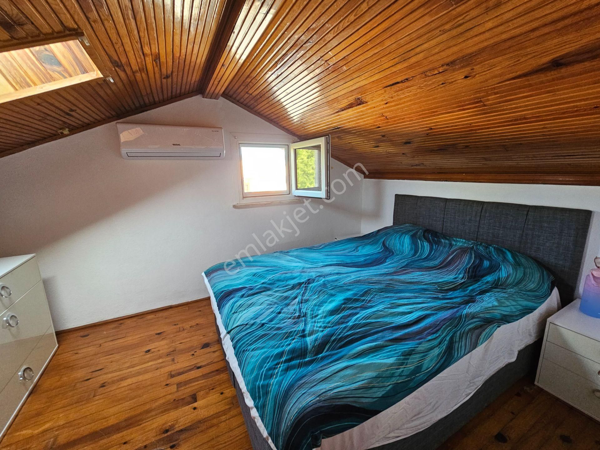 Goldhouse Dan Satılık Foça Mahallesinde Tribleks Köşe Villa - Görsel 12