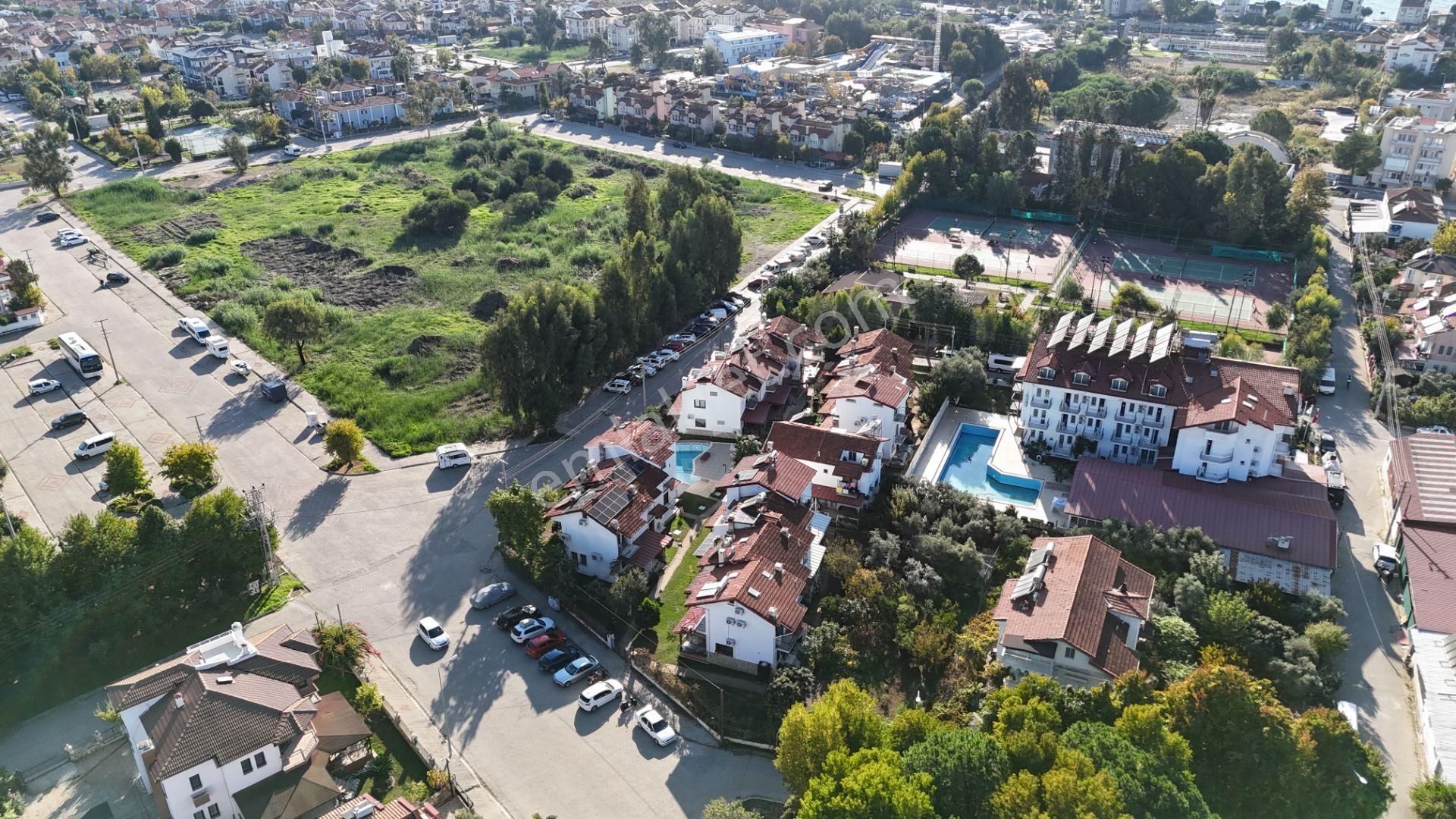 Goldhouse Dan Satılık Foça Mahallesinde Tribleks Köşe Villa - Görsel 37