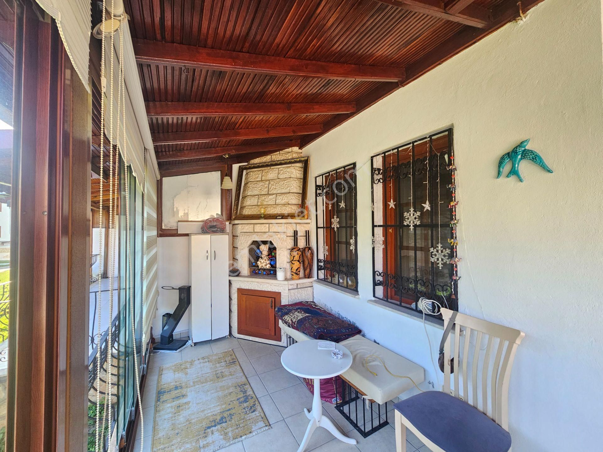 Goldhouse Dan Satılık Foça Mahallesinde Tribleks Köşe Villa - Görsel 20