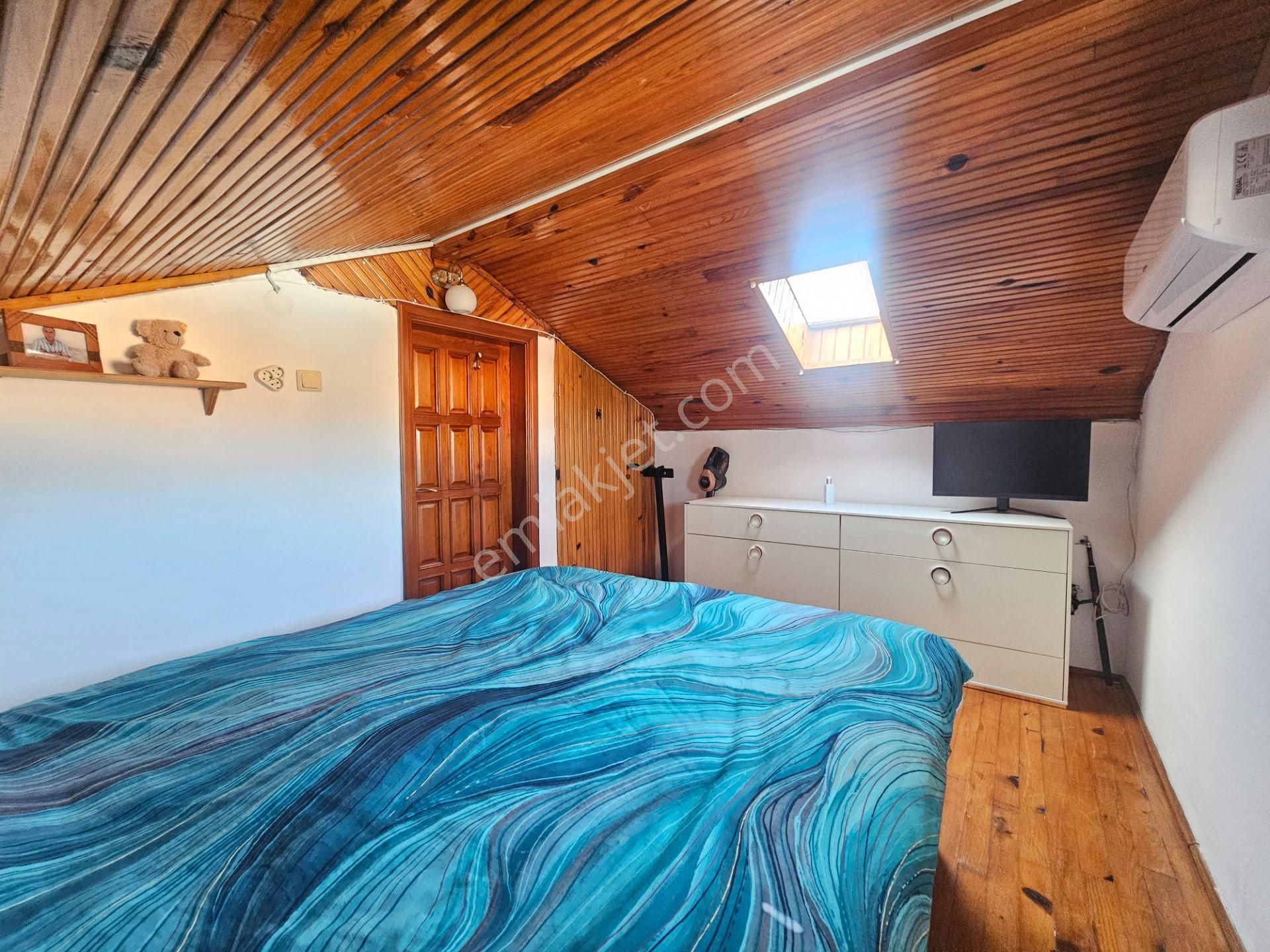 Goldhouse Dan Satılık Foça Mahallesinde Tribleks Köşe Villa - Görsel 34