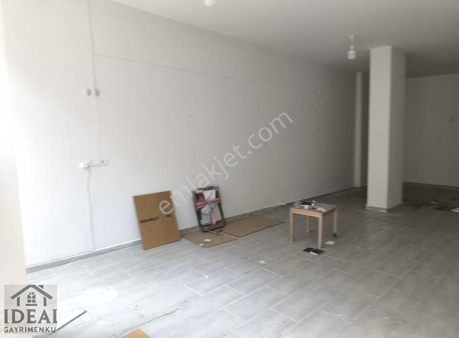 Manisa Yunusemre Muradiye 2 Yıllık 58 M2 Wc'li Dükkan 11.000 Tl - Görsel 3