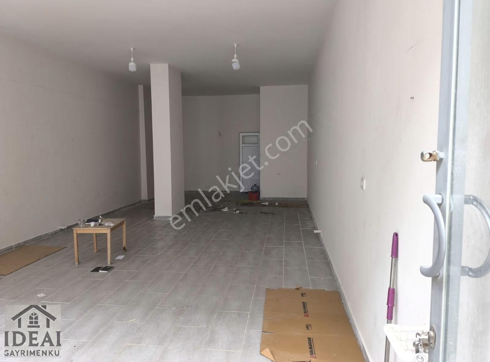 Manisa Yunusemre Muradiye 2 Yıllık 58 M2 Wc'li Dükkan 11.000 Tl - Görsel 2