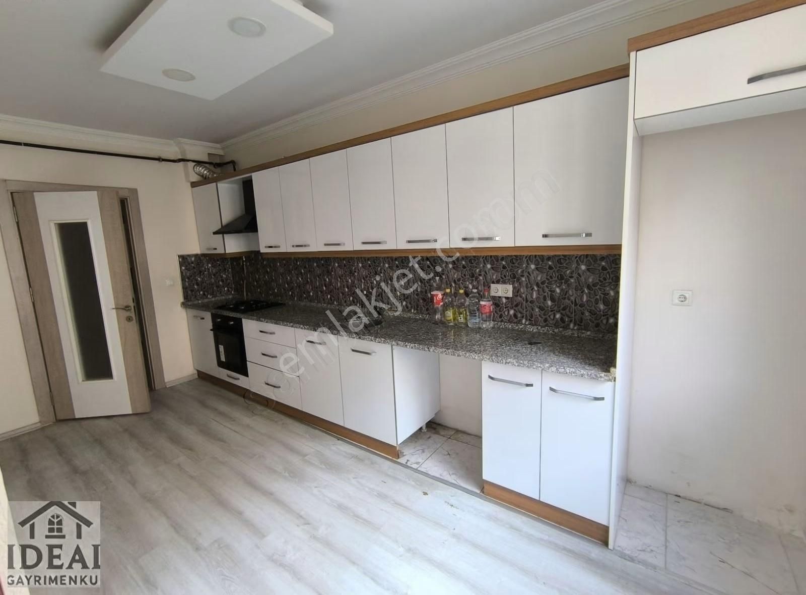 Manisa Yunusemre Muradiye 1.balkon 3+1 125 M2 Kombili 4 Yaşında - Görsel 17