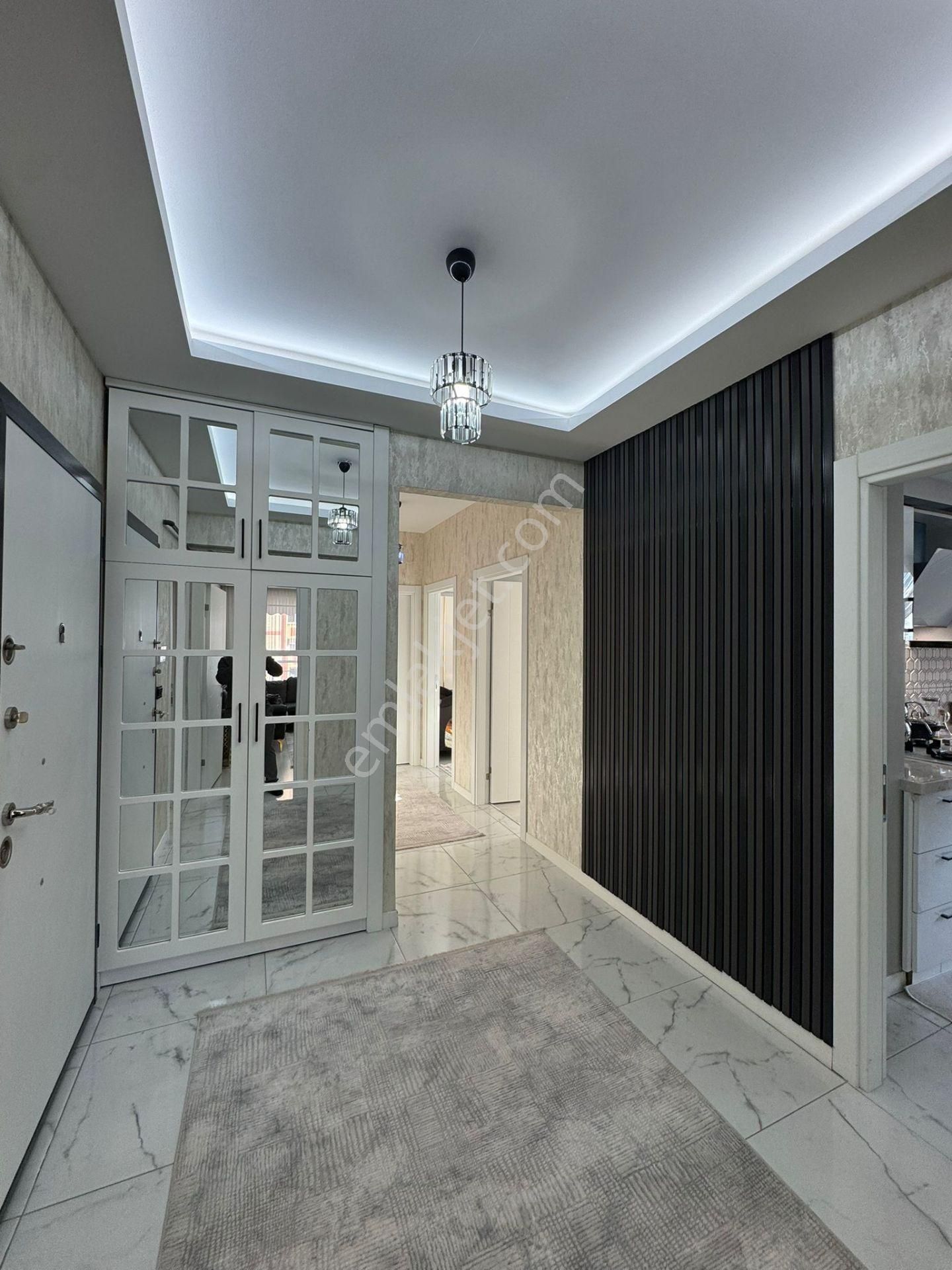 Elisa Gyo// Serkent Bahçelievler'de 3+1 Ara Kat Masrafsız Ultra Lüx Satılık Daire Fırsatı - Görsel 2