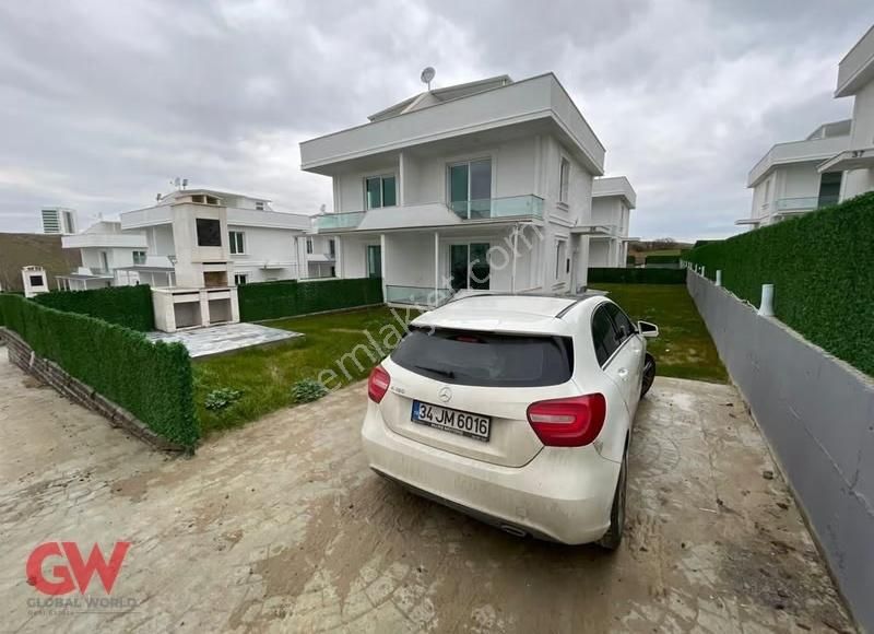 Bahçelievlerin Kalbinde, Hayalinizi Yaşatacak Villa! - Görsel 22