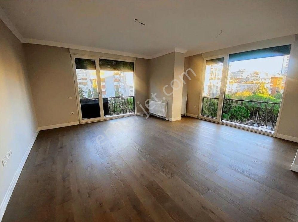 Erenköy Sıfır 107 M2 Net Ebeveyn Banyolu Güzel Konumda Satılık 3+1 Daire - Görsel 3