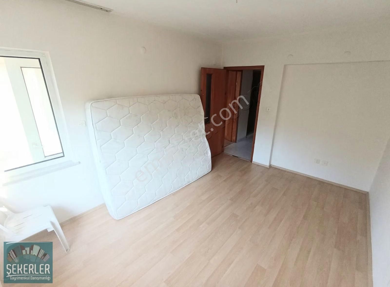 Şekerlerden Beşevler Bilginler Caddesi Üzerinde Ara Kat Daire - Görsel 14