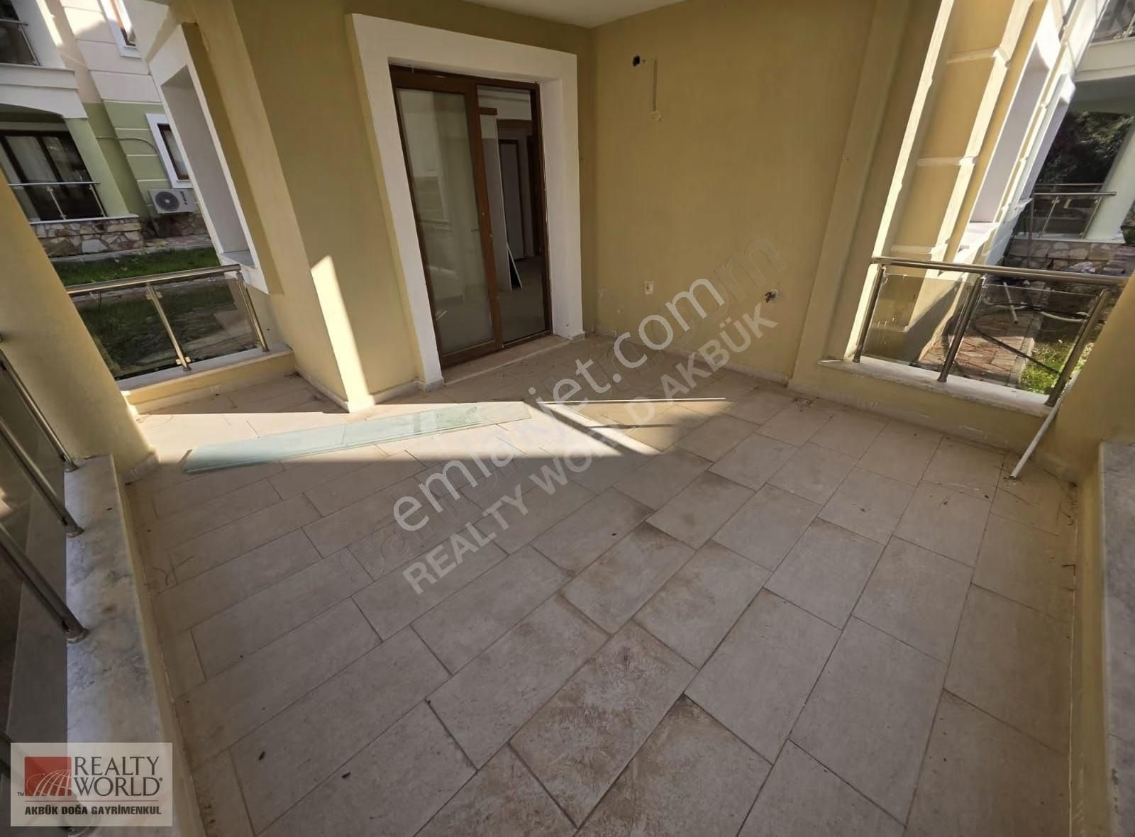 Didim Akbük'de Havuzlu Site İçinde Satılık Kelepir Villa - Görsel 2