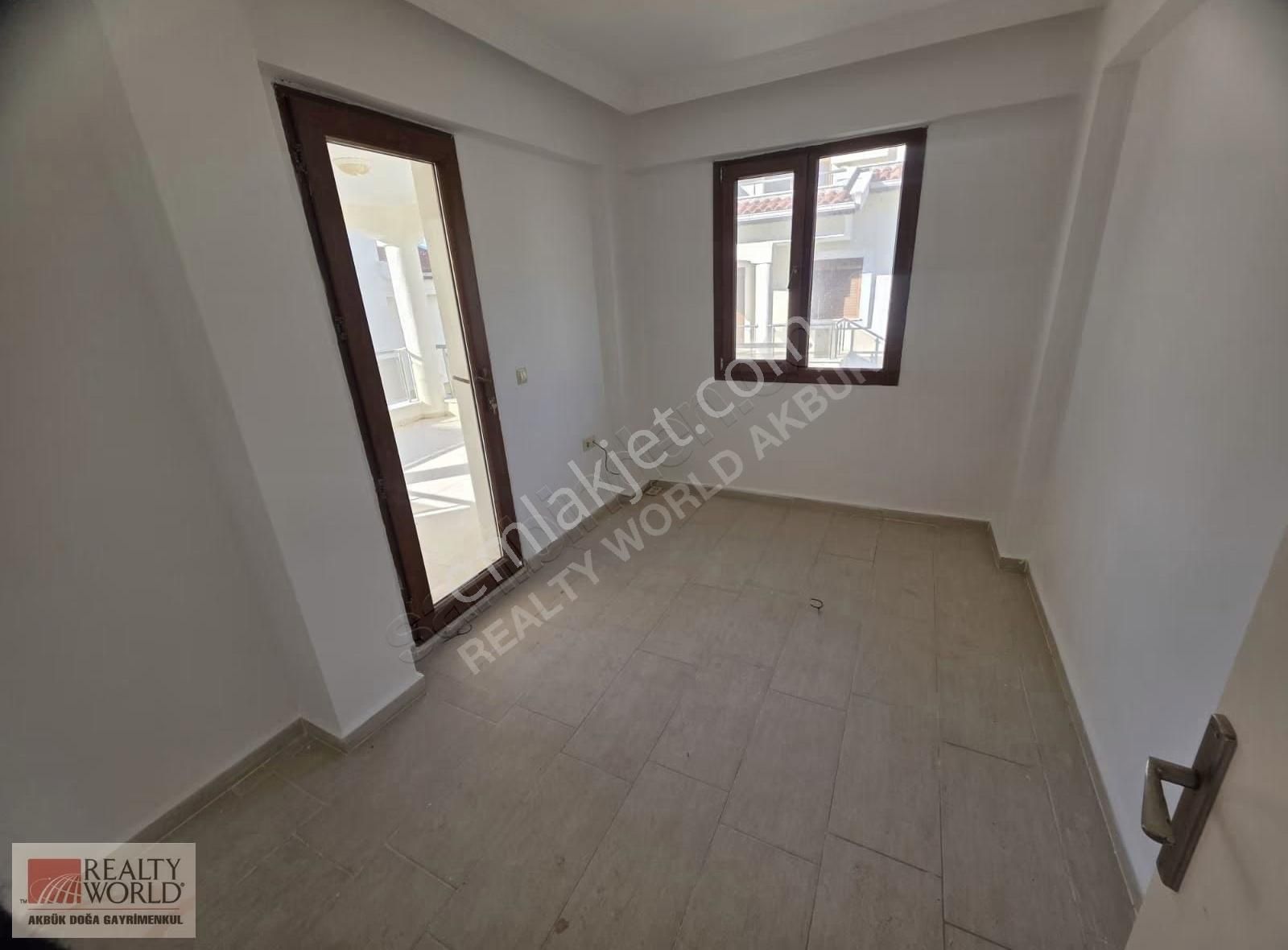 Didim Akbük'de Havuzlu Site İçinde Satılık Kelepir Villa - Görsel 8