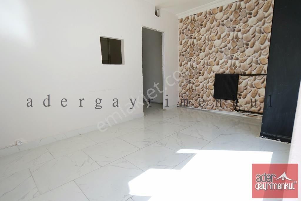 Kültür Mahallesinde Kocatepe Cami Yanı Satılık Dükkan Ader’den