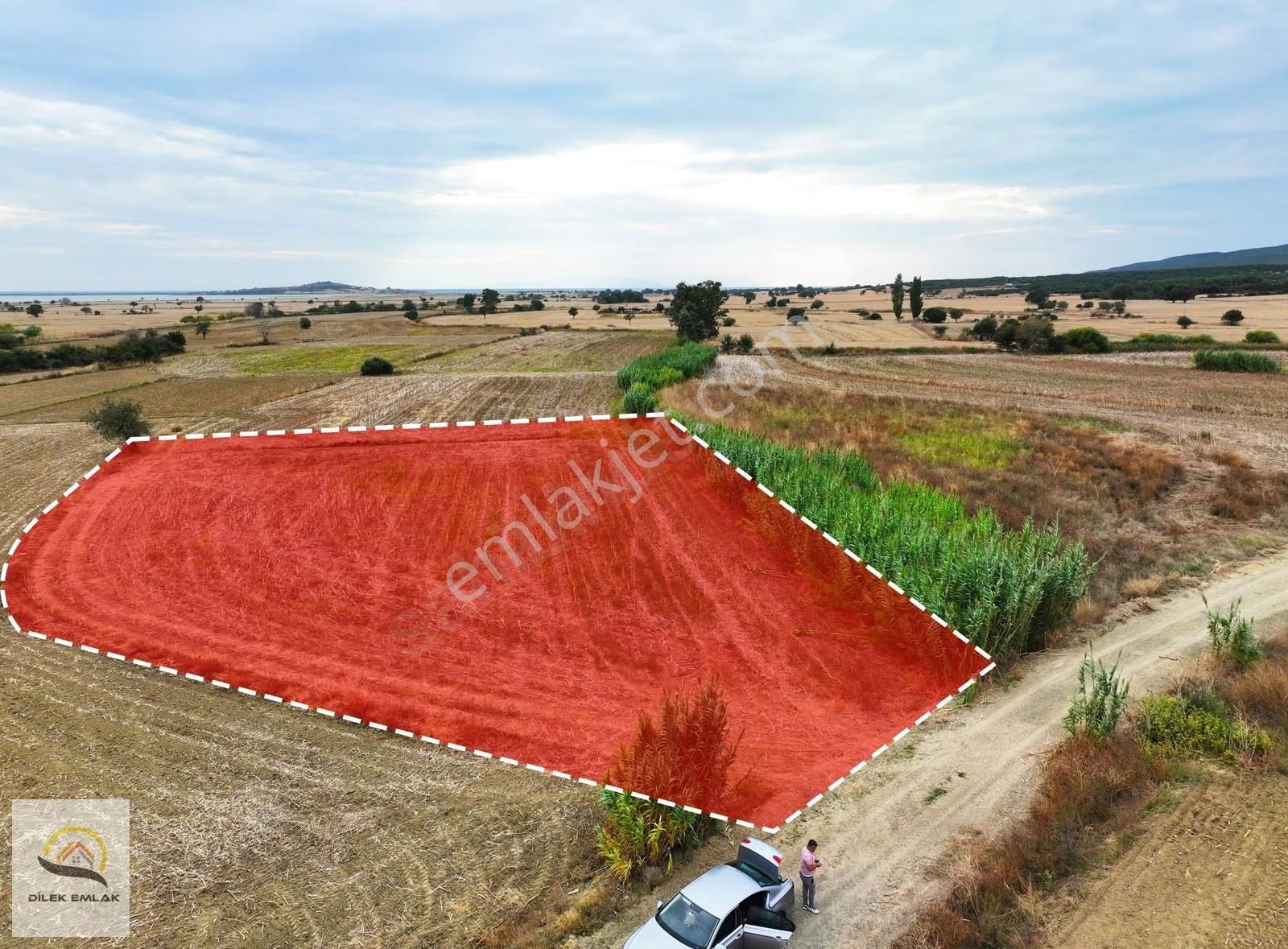 Çanakkale Eceabat'da Deniz Manzaralı Yola Cephe Tek Tapu Tarla.! - Görsel 14