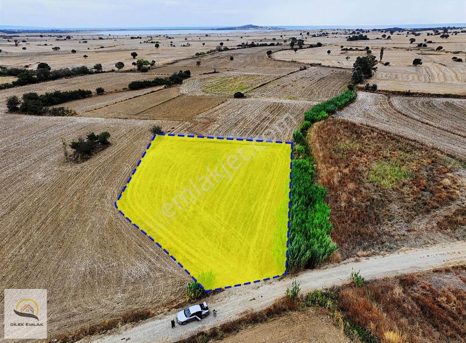 Çanakkale Eceabat'da Deniz Manzaralı Yola Cephe Tek Tapu Tarla.!