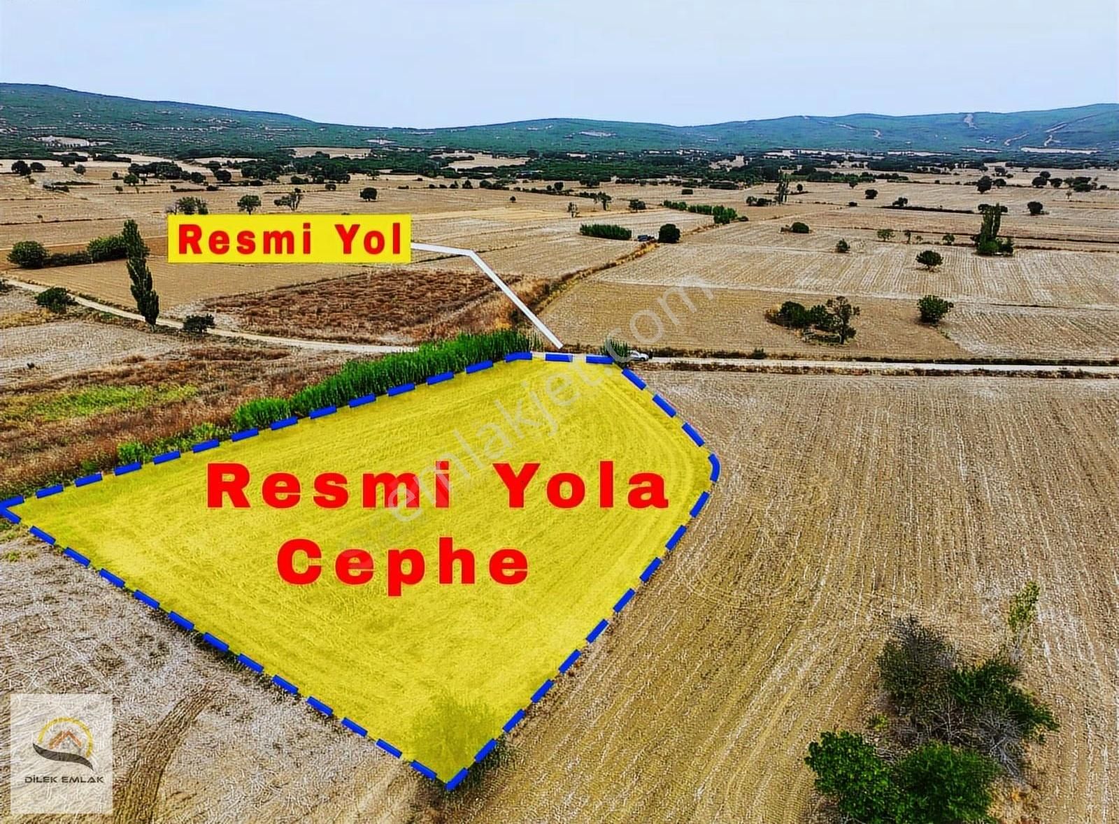 Çanakkale Eceabat'da Deniz Manzaralı Yola Cephe Tek Tapu Tarla.! - Görsel 6