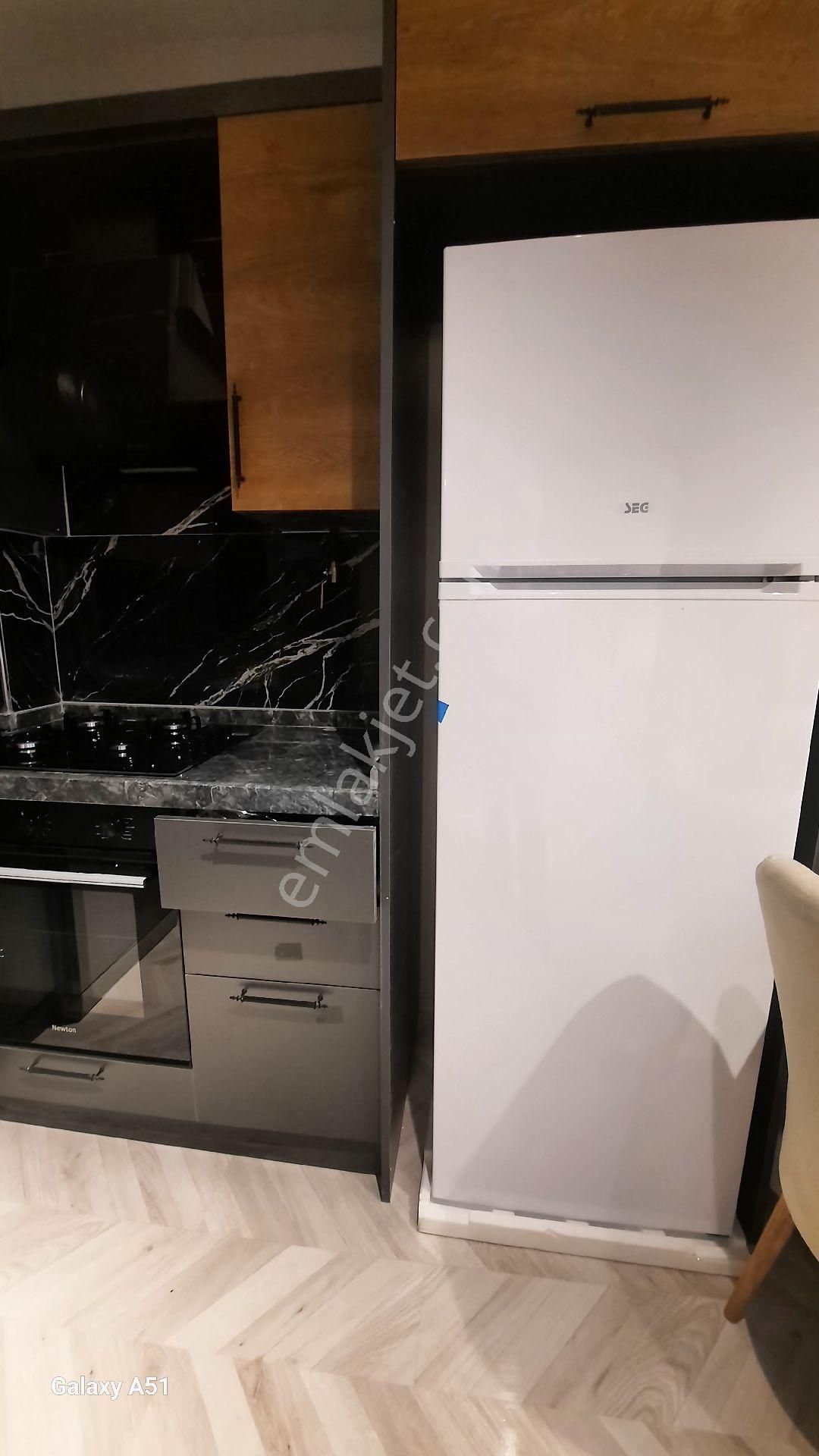 Körfez'de Full Eşyalı Lüks Dizayn Satılık 1+1 - Görsel 9