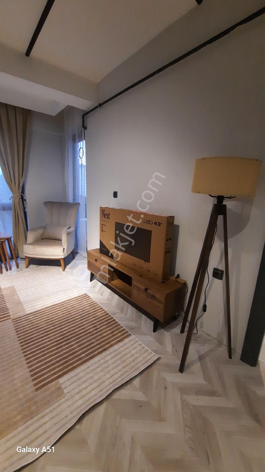 Körfez'de Full Eşyalı Lüks Dizayn Satılık 1+1 - Görsel 8