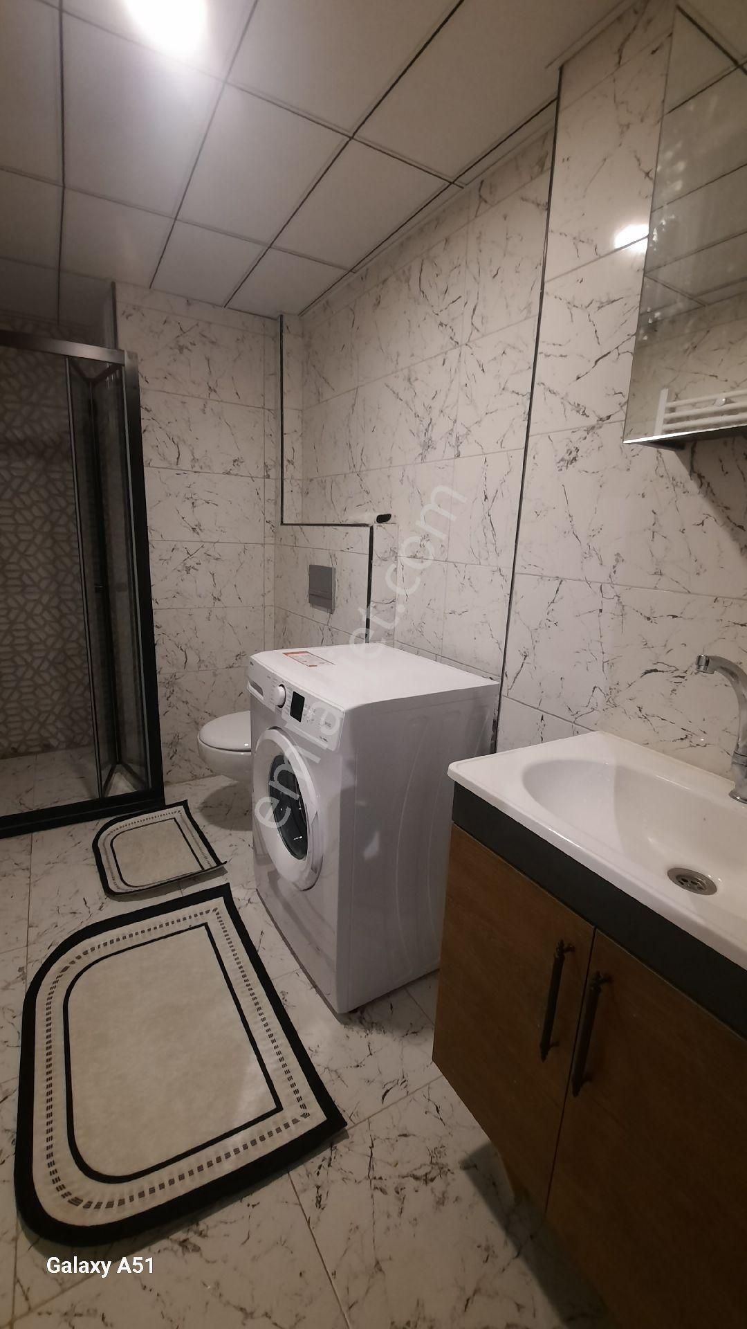 Körfez'de Full Eşyalı Lüks Dizayn Satılık 1+1 - Görsel 11