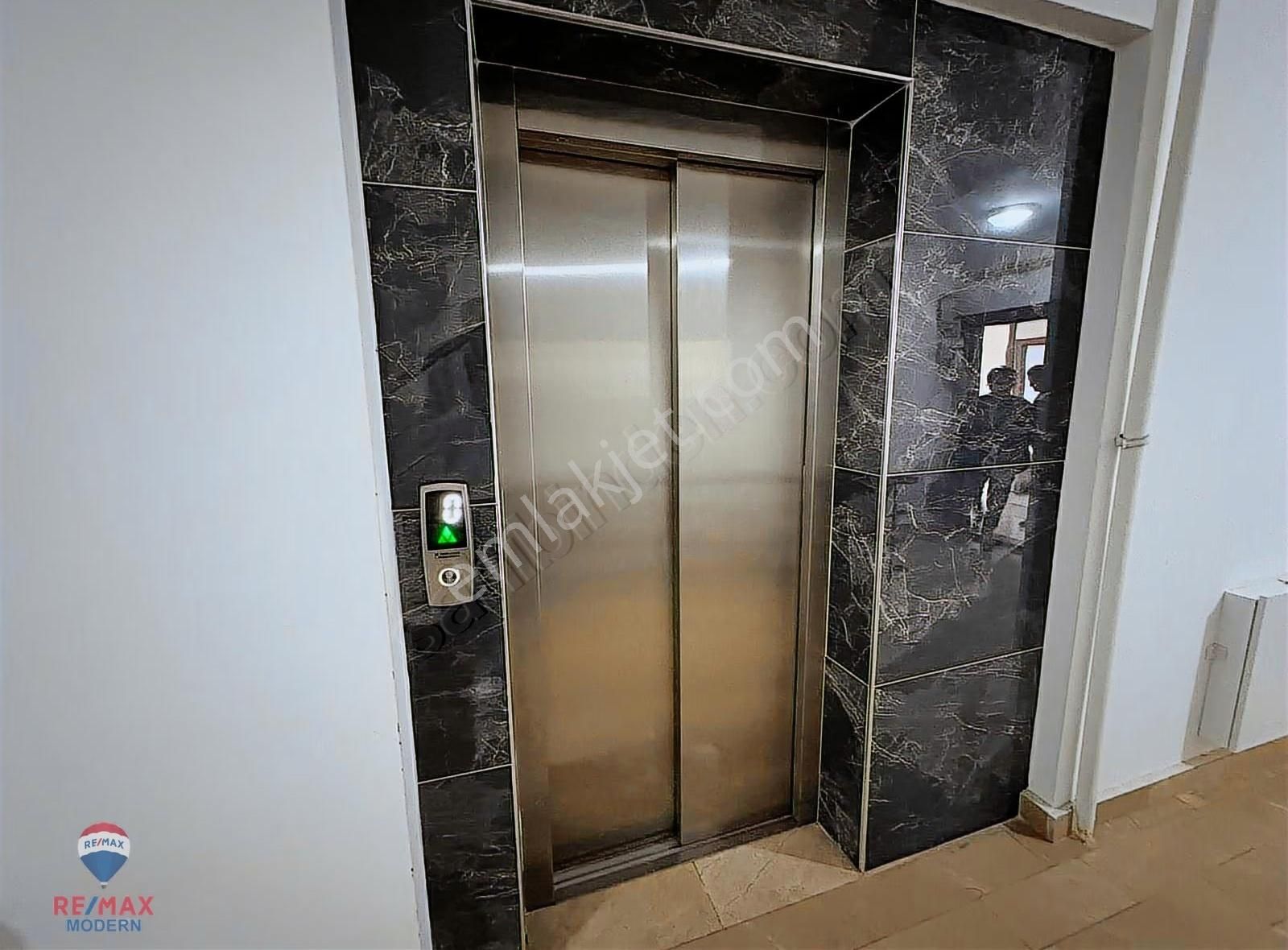 Remax Modern'den Tramway'a 5.parselde Satılık Lüx 2+1 Daire - Görsel 4