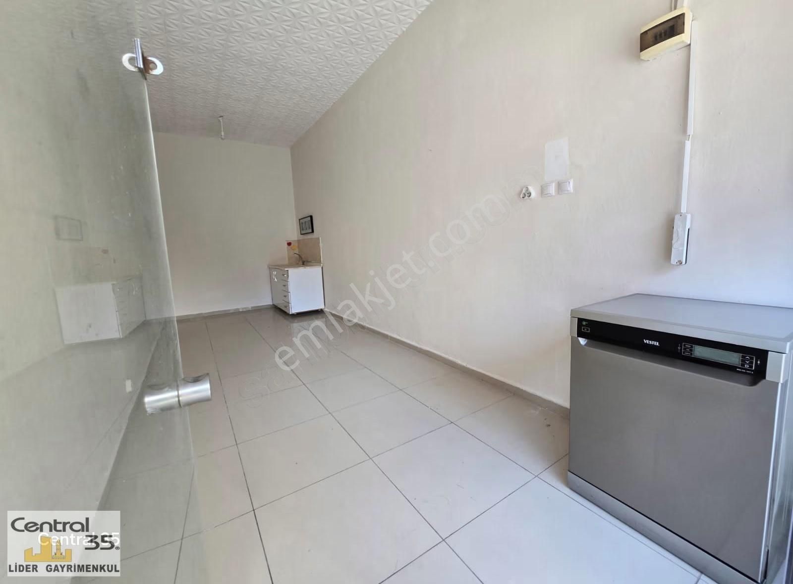 Central 35 Lider Hürriyet Mh Şirinyer İzban'a 5 Dk 20 M² Dükkan