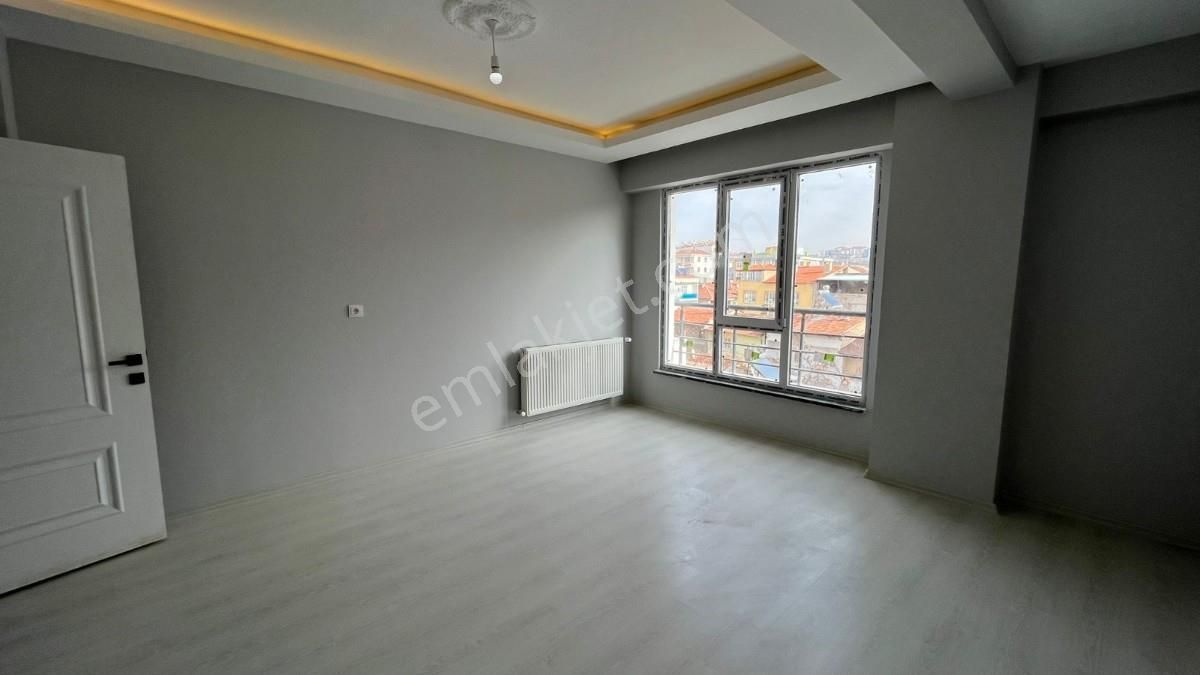 Çarşı Merkezde Ultra Geniş & Lüks Satılık 3+1 Daire - Görsel 14