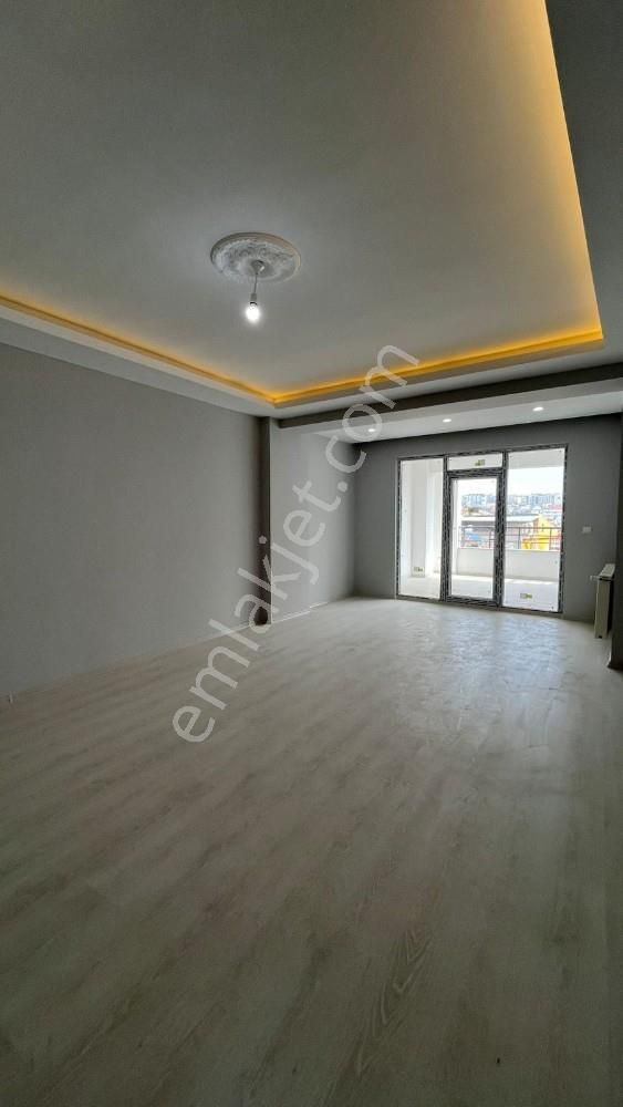 Çarşı Merkezde Ultra Geniş & Lüks Satılık 3+1 Daire - Görsel 12