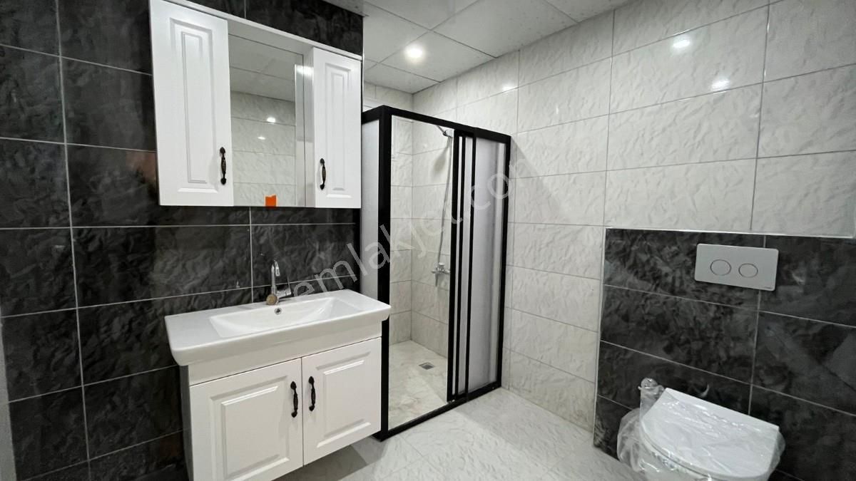 Çarşı Merkezde Ultra Geniş & Lüks Satılık 3+1 Daire - Görsel 9