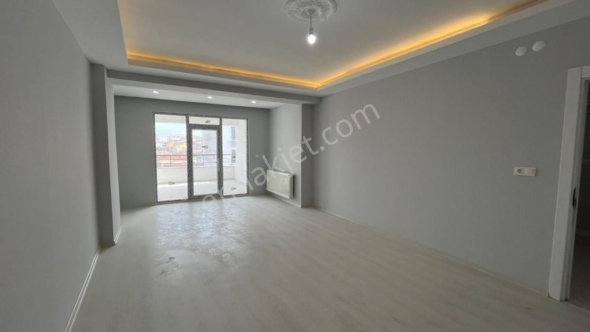 Çarşı Merkezde Ultra Geniş & Lüks Satılık 3+1 Daire - Görsel 16