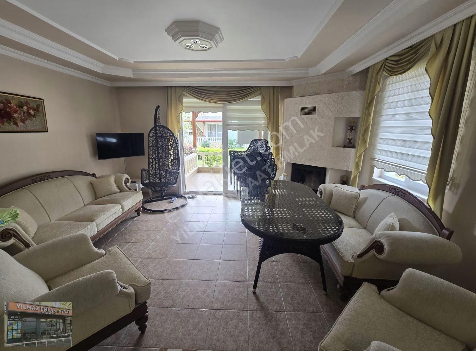 Denize Sıfır Site İçerisinde Müstakil Bahçeli Dublex Villa - Görsel 8