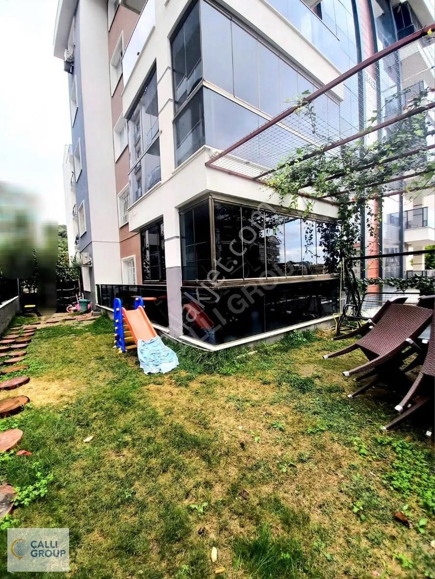 Müstakil Tadında 2+1 Bahçeli Doğalgazlı Yeni Daire Kuşadası