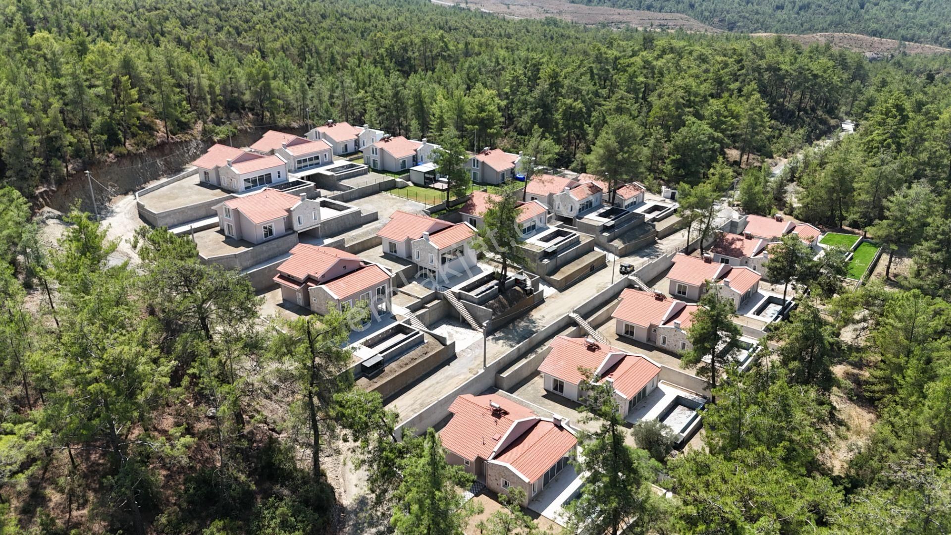 Goldhouse Dan Satılık Villa Yeşilüzümlüde 4+1 Fırsat - Görsel 5