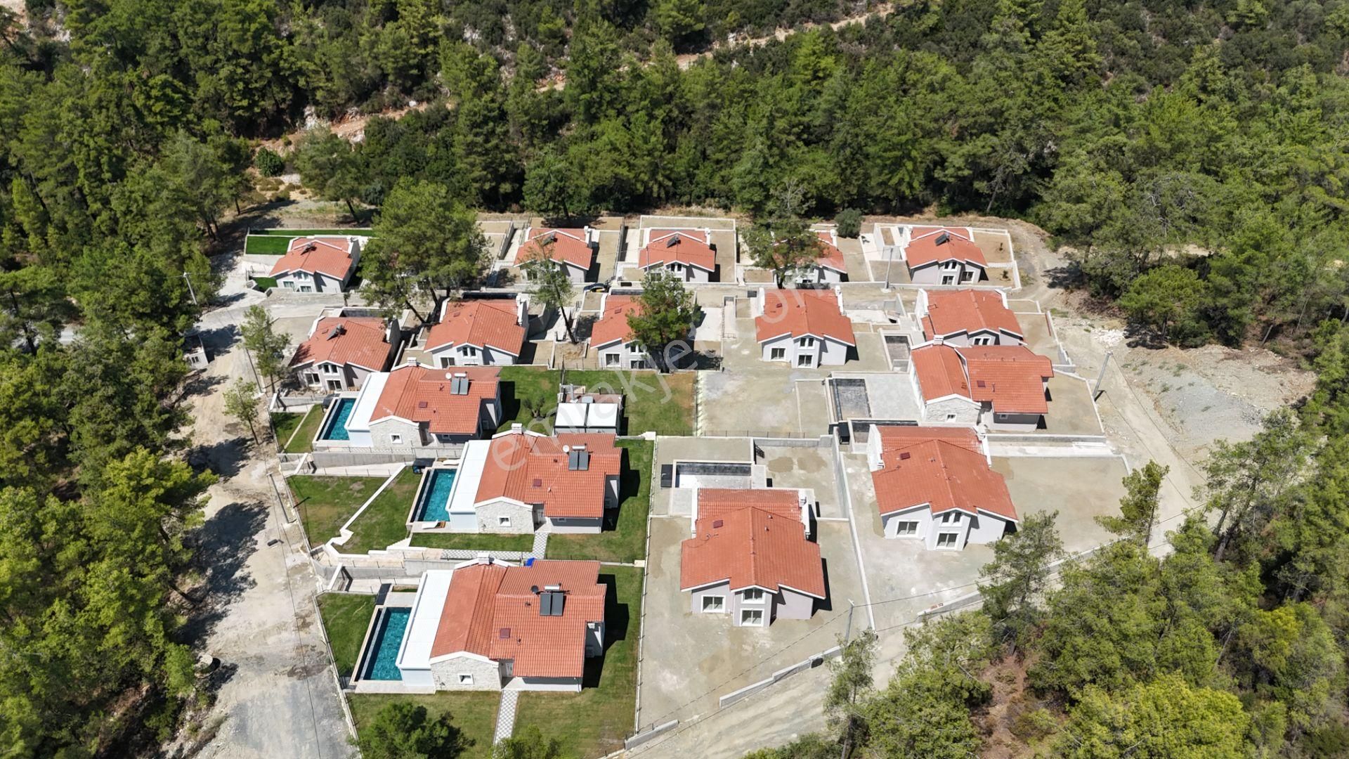 Goldhouse Dan Satılık Villa Yeşilüzümlüde 4+1 Fırsat - Görsel 6