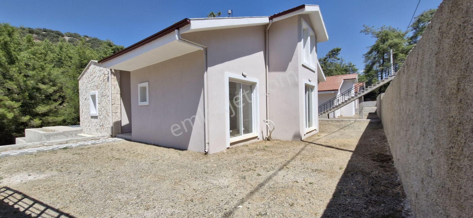 Goldhouse Dan Satılık Villa Yeşilüzümlüde 4+1 Fırsat - Görsel 8