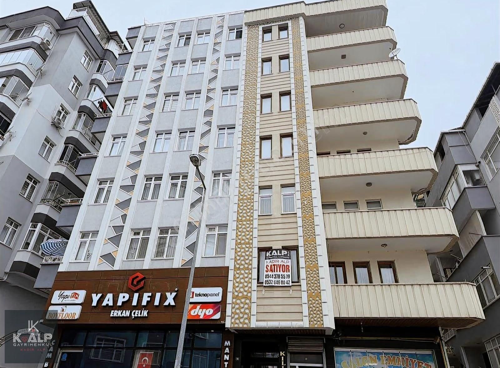 Kalp Satıyor!..mükemmel Konum Ekstra Büyük 3+1 Daire