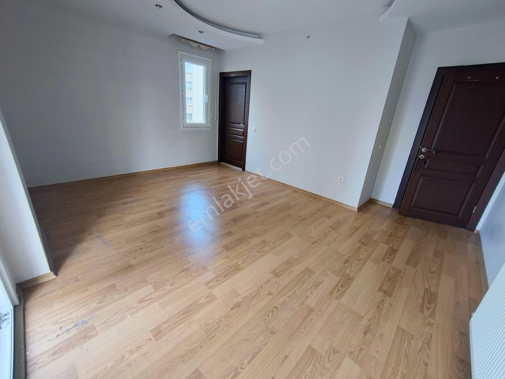 Viranşehirde 3+1 Geniş Oturumlu Fırsat Daire - Görsel 17