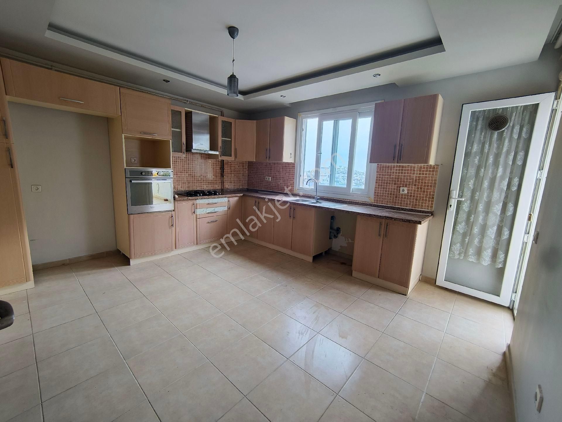 Viranşehirde 3+1 Geniş Oturumlu Fırsat Daire - Görsel 4